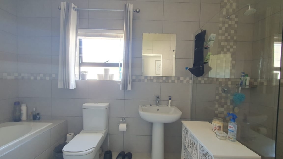 3 Bedroom Property for Sale in Columbine Western Cape